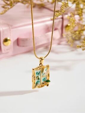 18K Gold Plated Vintage Inspired Window Frame Pendant Necklace